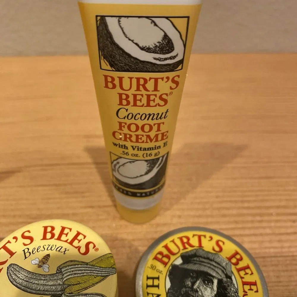 Burt's Bees Sampler Beeswax Banana Almond Milk Coconut Lemon Butter Hand Salve O